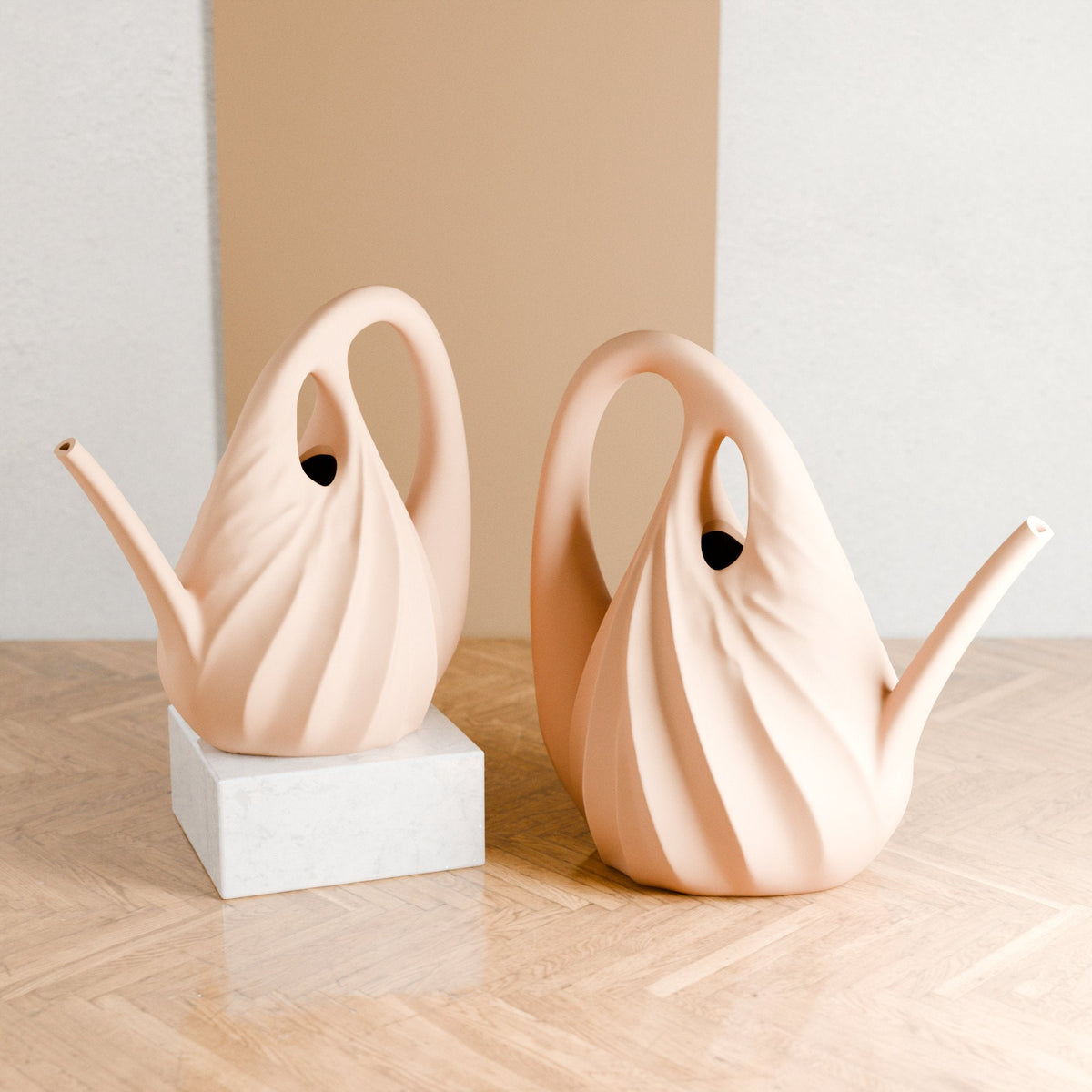Swirl Watering Can; Elegant Curved Watering Can for Indoor Plant Care
