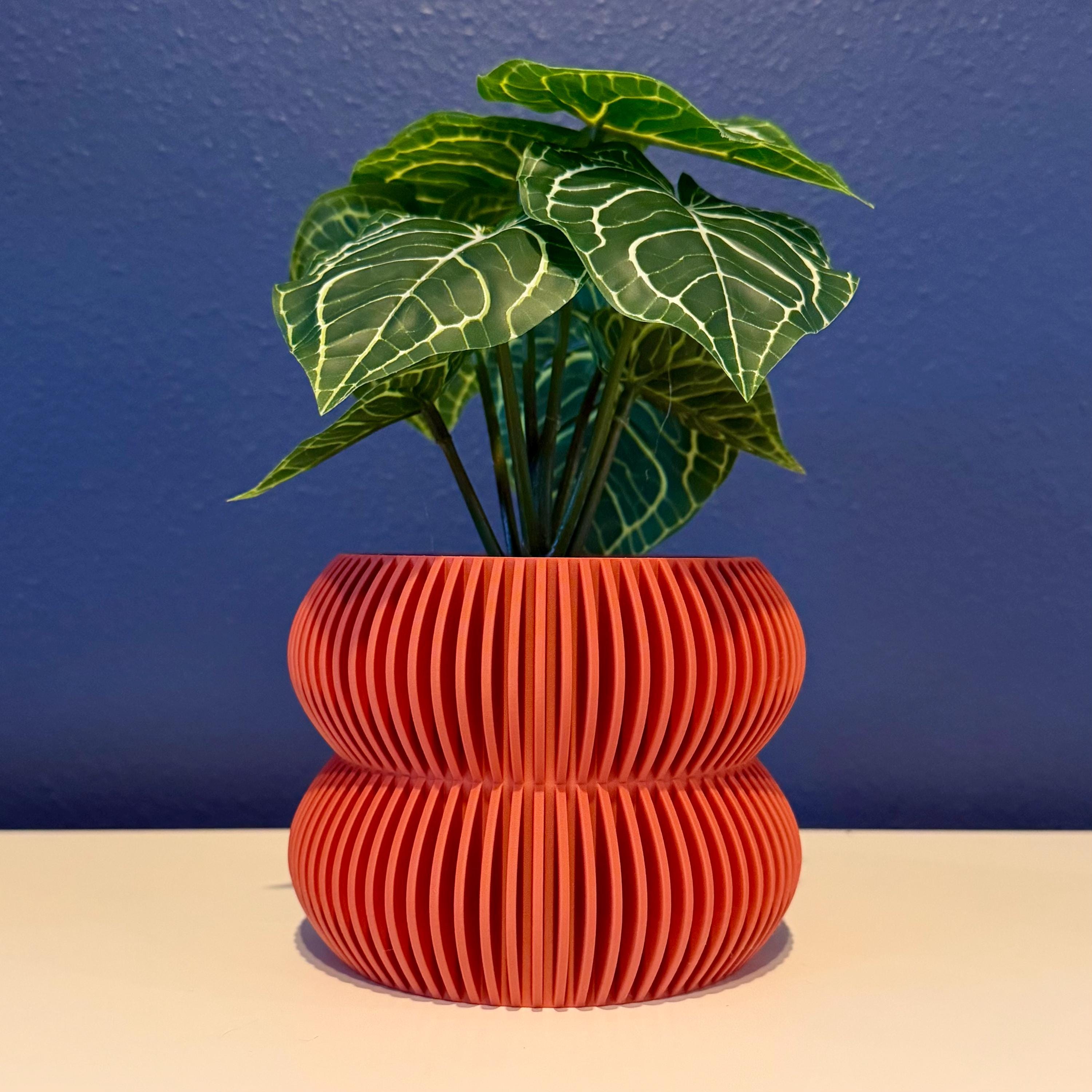 2-Ripple Planter
